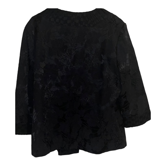 Chico’s Black Floral Blazer Juniors 3 Beautiful Casual Working Fall/ Winter - Picture 8 of 12